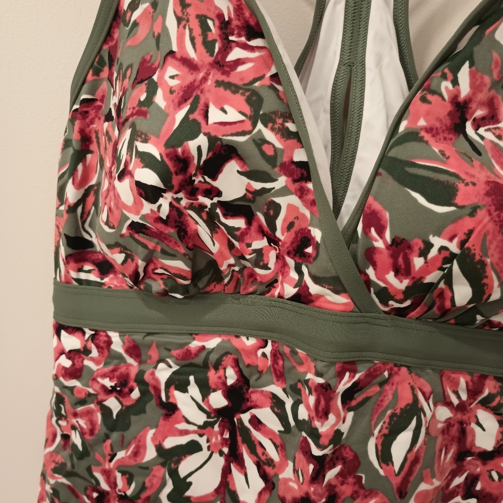L.L. Bean Tankini - Picture 3 of 5